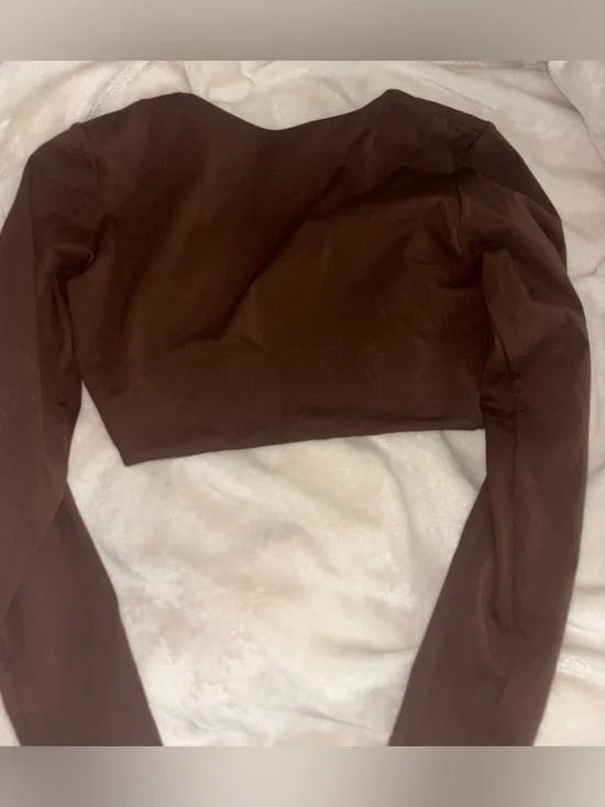 Athletic top - Picture 5 of 5